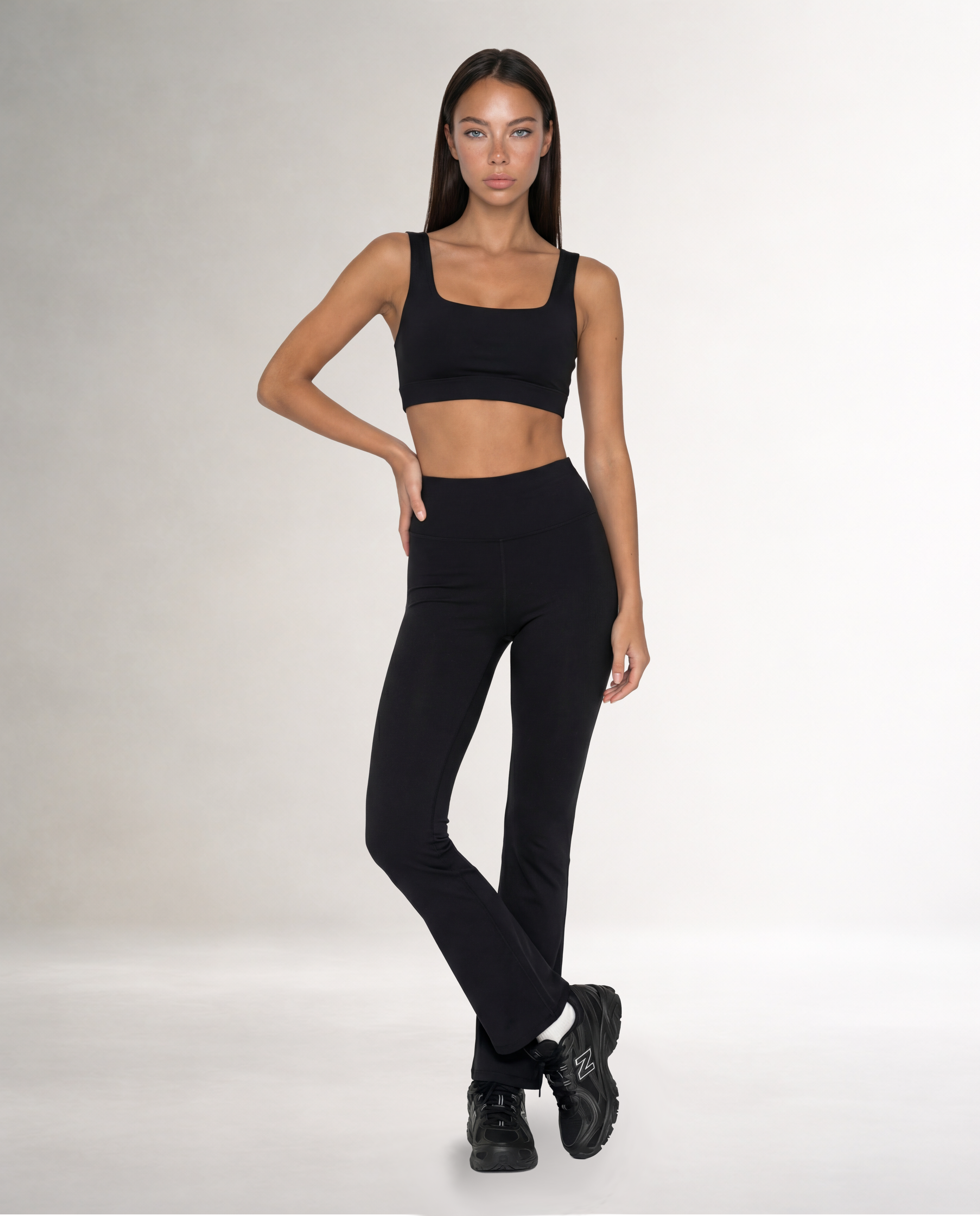 STRAIGHT LEG LEGGINGS